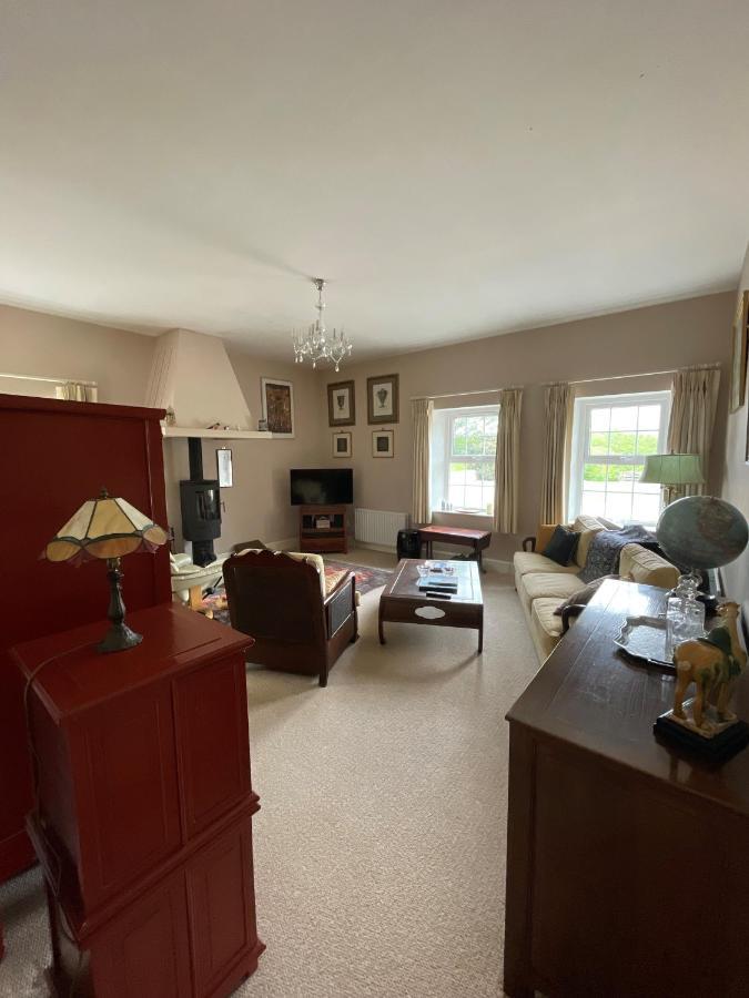 The Cottage At Riverbank Ballinamallard Exterior photo